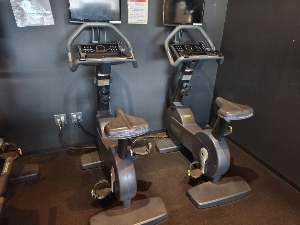 【筋トレ知識ゼロ】24時間ジムは"近場"が最強！凡人が半年通ってわかったリアルな変化とおすすめ24時間ジム3選！