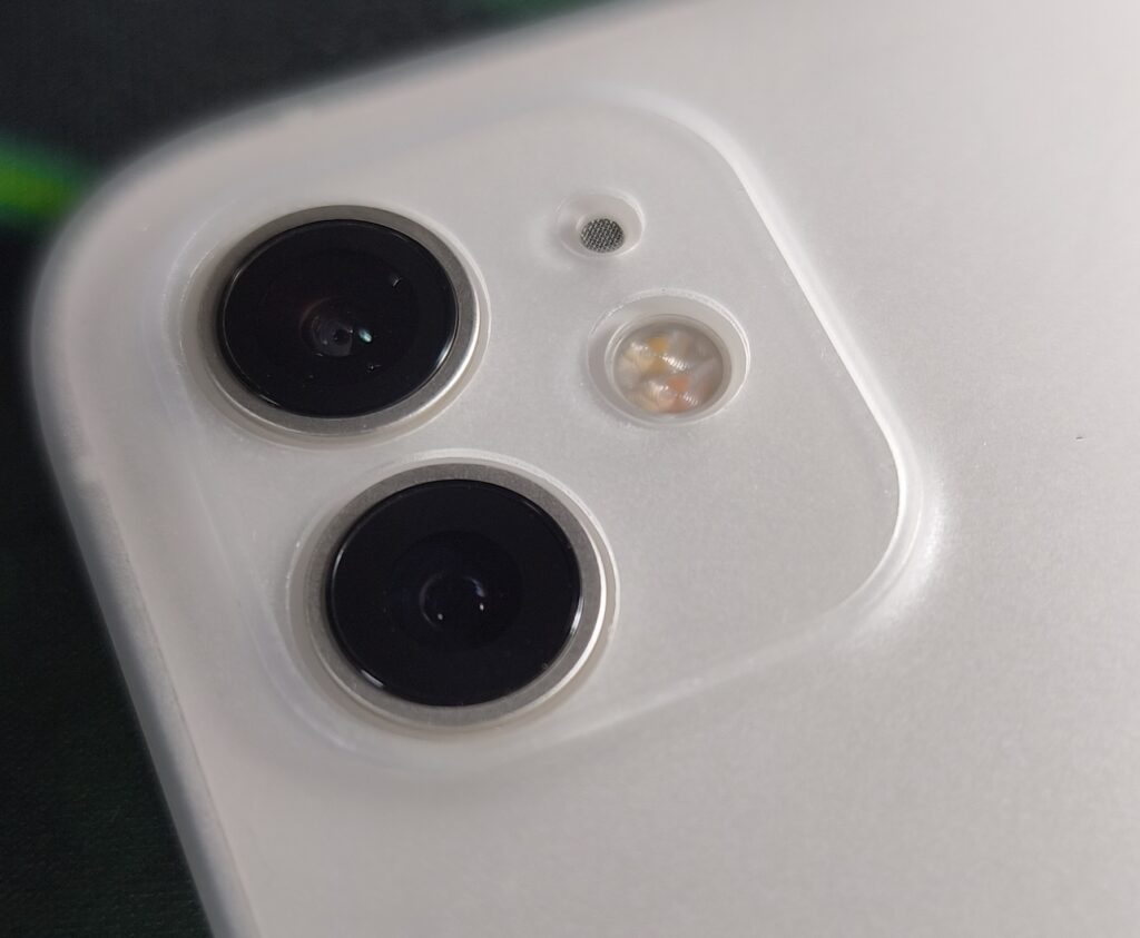 iphone12
カメラデザイン