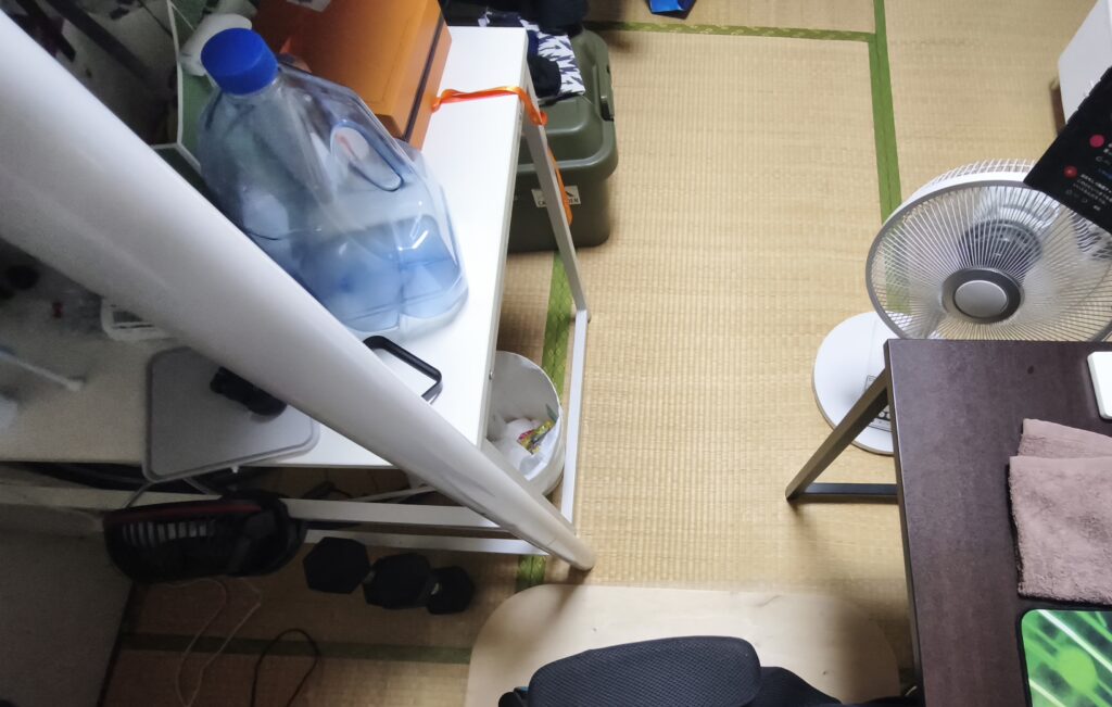 【6畳でも広く！】凡人がロフトベッドで実現した「我慢しない」部屋作りと収納術