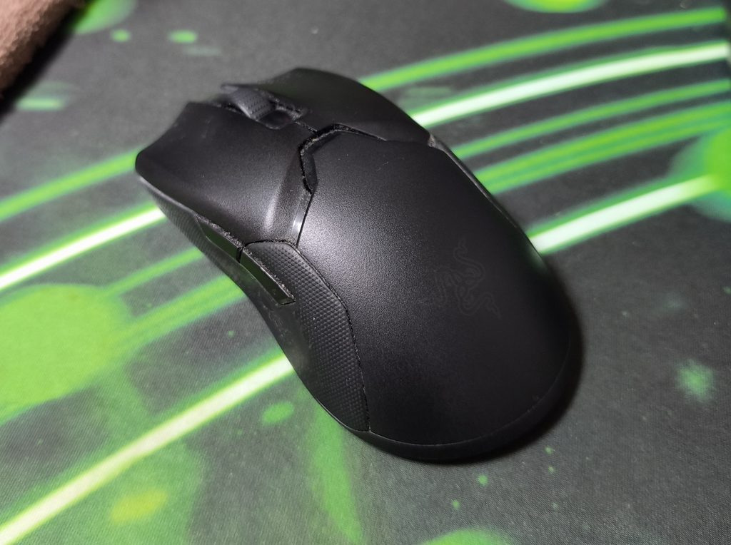 【実証】ワイヤレスゲーミングマウスの寿命は何年？3年使い倒したRazerマウスのリアルな損傷報告