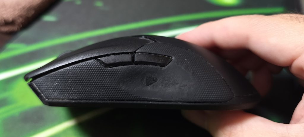【実証】ワイヤレスゲーミングマウスの寿命は何年？3年使い倒したRazerマウスのリアルな損傷報告