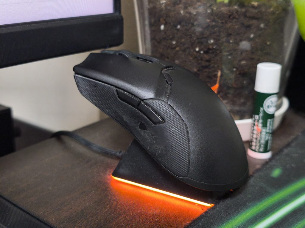 【実証】ワイヤレスゲーミングマウスの寿命は何年？3年使い倒したRazerマウスのリアルな損傷報告